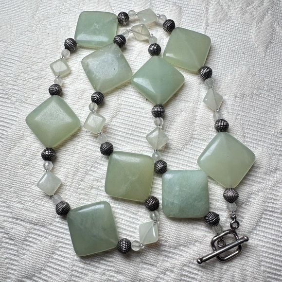 Elegant Green Serpentine and Quartz Natural Gemstones Stone Necklace 4018 P - Picture 8 of 9